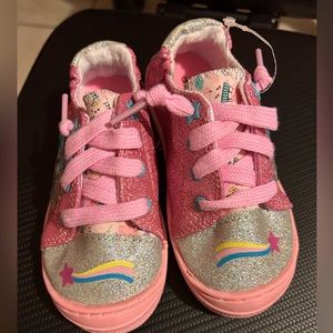 NWOT PEPPA PIG Shoes girls size 9